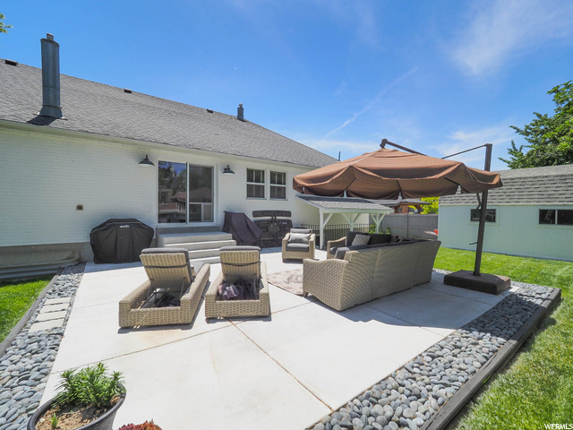 Great room access to patio