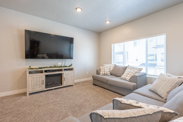695 E 730 N, Hyrum, UT 84319 — photo 10