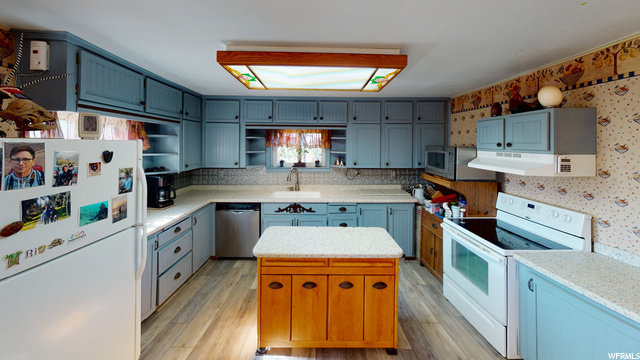 4247 S 9500 E, Jensen, UT 84035 — photo 5