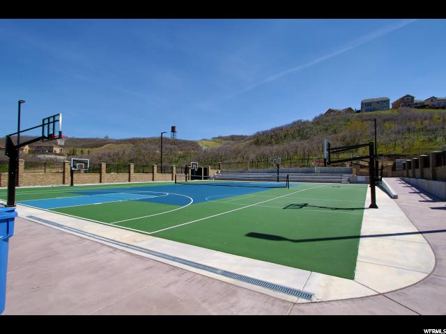 HOA Basketball Courts
