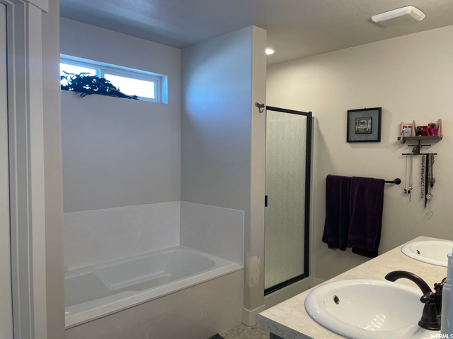 Separate Tub/Shower & Double sinks