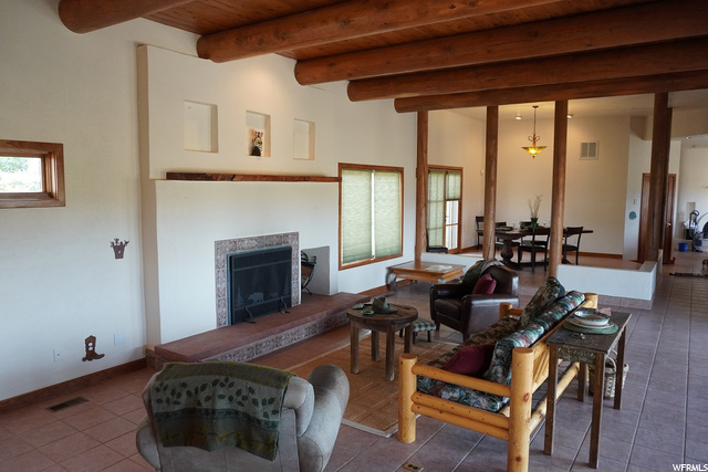 1041 S Donkey Flats Rd E, Teasdale, UT 84773 — photo 11