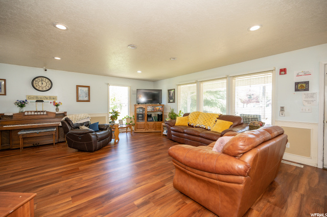 4965 S 3500 W, Roy, UT 84067 — photo 4