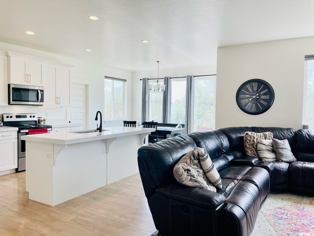 323 N 240 E, Vineyard, UT 84059 — photo 4