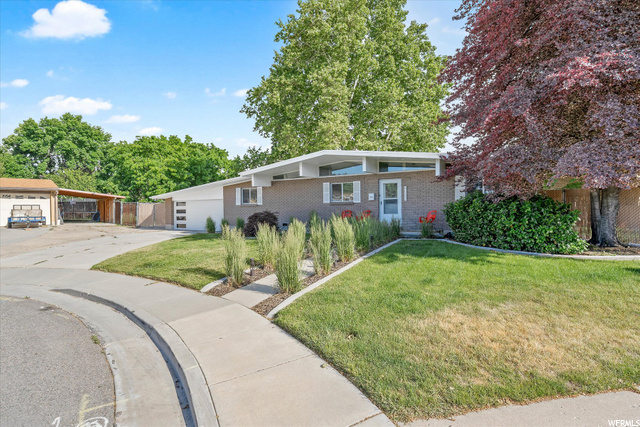4992 S Pinehill Dr E, Murray, UT 84107 — photo 2
