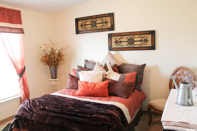 60 N Center St E, Bicknell, UT 84715 — photo 6