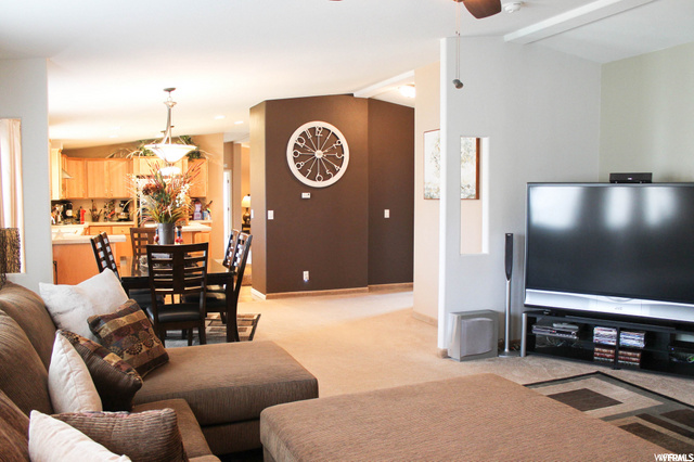 60 N Center St E, Bicknell, UT 84715 — photo 3