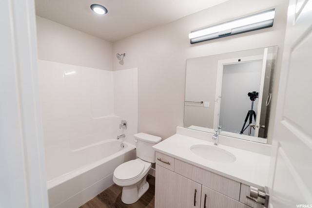663 E 730 N, Hyrum, UT 84319 — photo 5