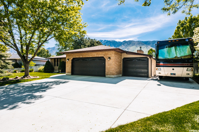 11735 S Watson Rd E, Sandy, UT 84092 — photo 2