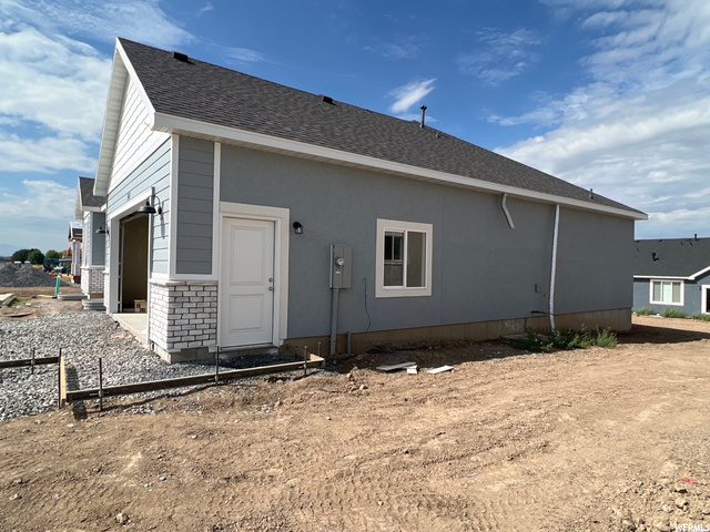 641 S 380 E, Smithfield, UT 84335 — photo 2