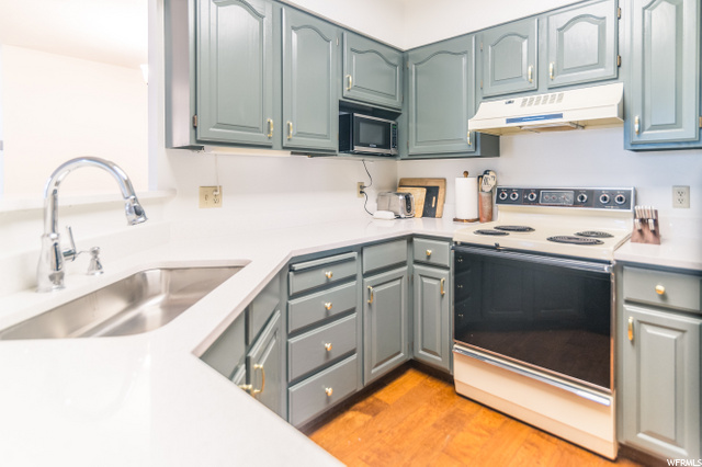 819 N 225 W, Bountiful, UT 84010 — photo 5