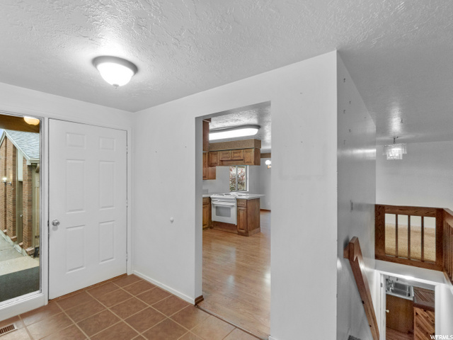2530 E 1900 N, Layton, UT 84040 — photo 5