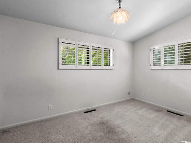 2nd bedroom up