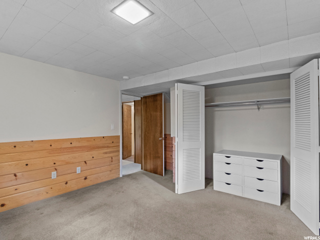 bedroom down