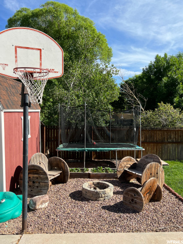Back Yard Entertaining Area