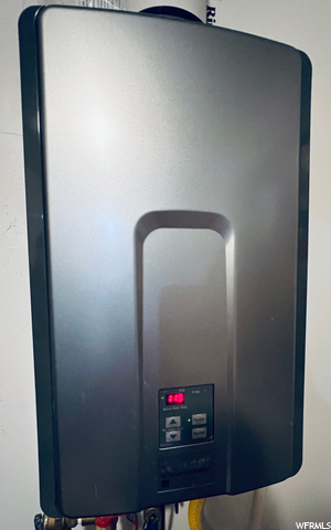 Instant Hot Water Heater