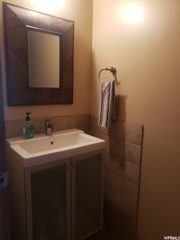 Main Powder Bath
