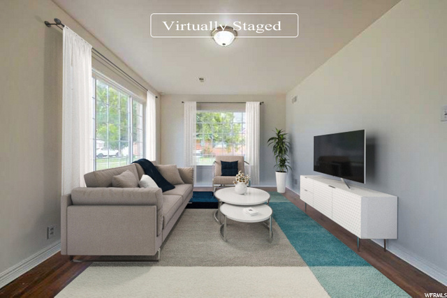 Virtually staged