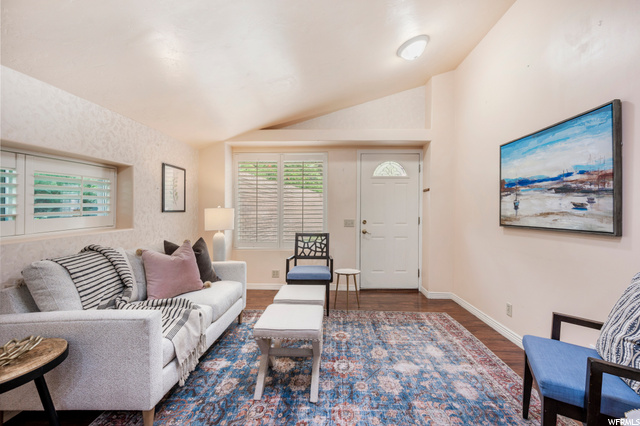Attached MIL Apartment