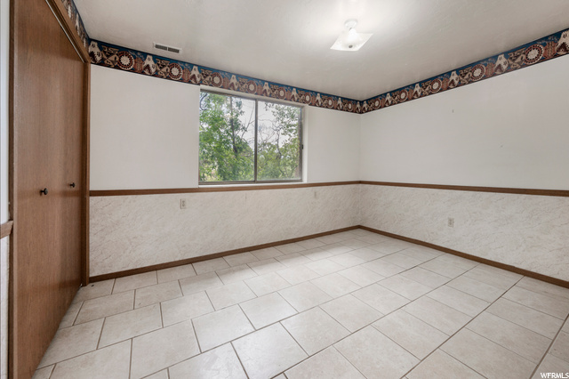 Basement Bedroom 2