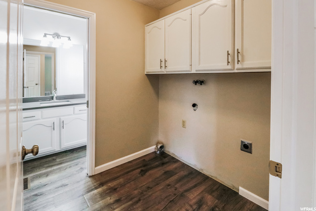 1960 E 2125 N, Layton, UT 84040 — photo 12