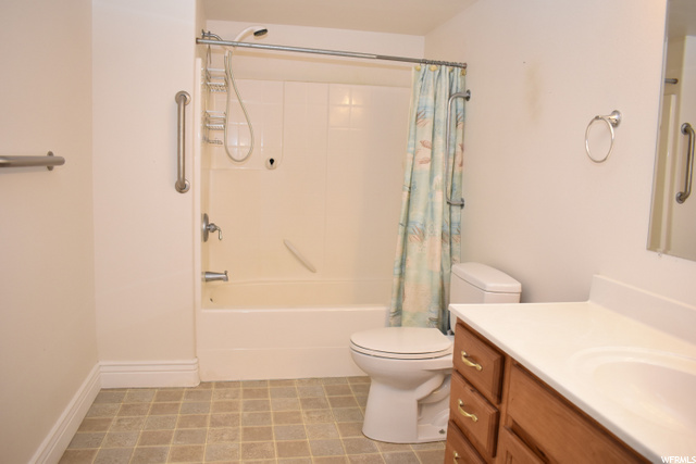 Apartment Full bathroom