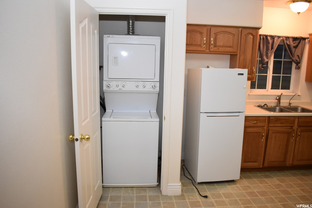 Apartment kitchen and laundry