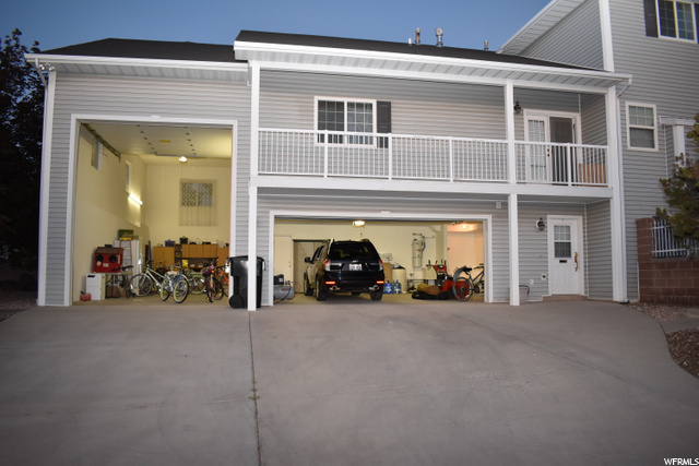 View from Cove drive lower garage