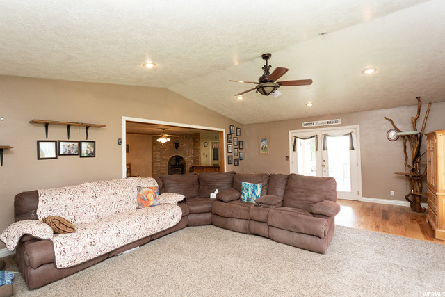 Spacious Living Room
