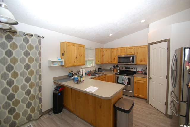 5979 S 2775 W, Roy, UT 84067 — photo 3