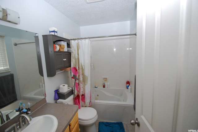 5979 S 2775 W, Roy, UT 84067 — photo 11
