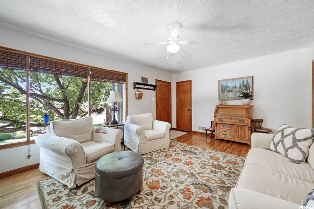 340 E Elberta Dr, North Ogden, UT 84414 — photo 4
