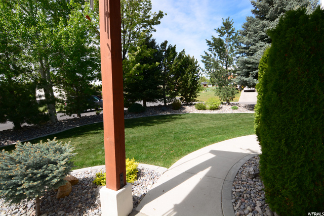 252 S 400 E, Hyde Park, UT 84318 — photo 2