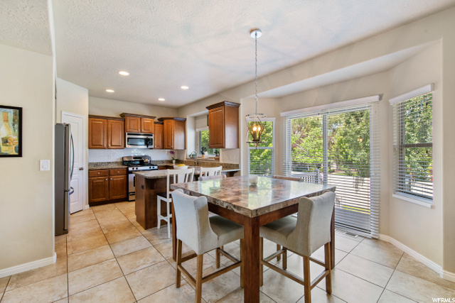 953 E Bridges Ct, Murray, UT 84121 — photo 9