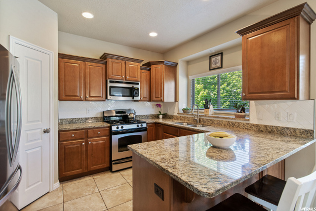 953 E Bridges Ct, Murray, UT 84121 — photo 6