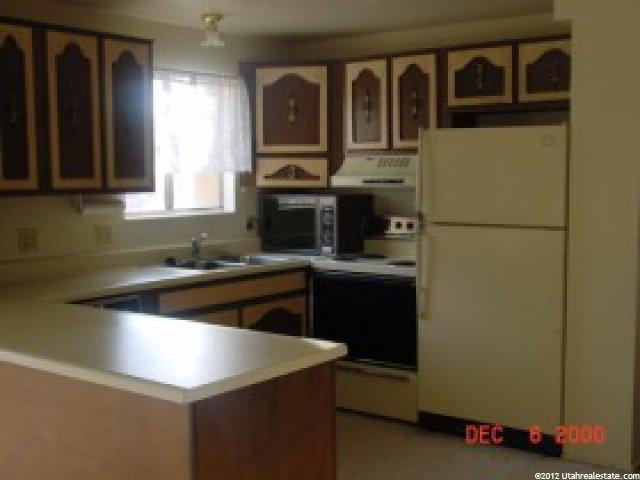 1122 Saphire Dr, Sandy, UT 84094 — photo 4