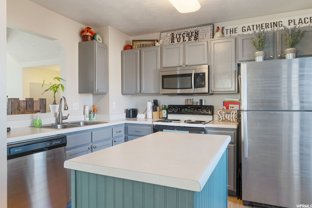 5109 S 1800 W, Roy, UT 84067 — photo 9