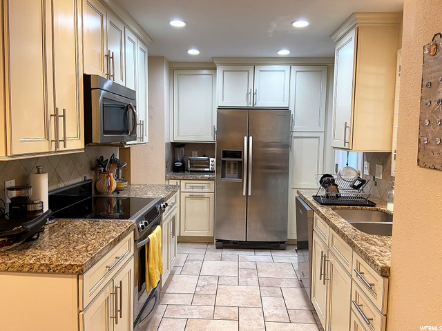 645 E 6910 S #20, Midvale, UT 84047 — photo 7