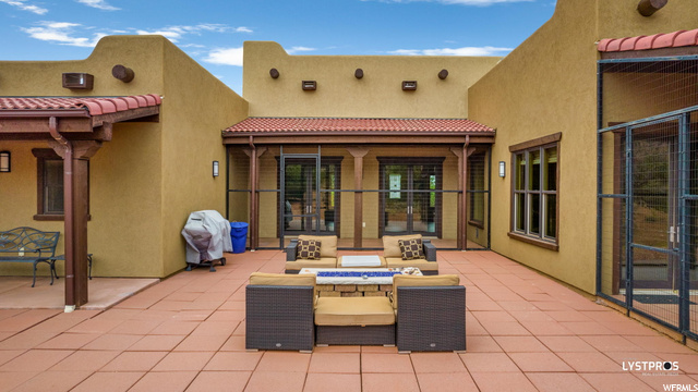4685 E Red Cliffs Dr, Kanab, UT 84741 — photo 8