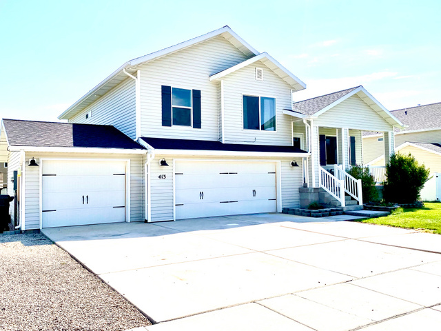 413 S Heritage Dr W, Vernal, UT 84078 — photo 2