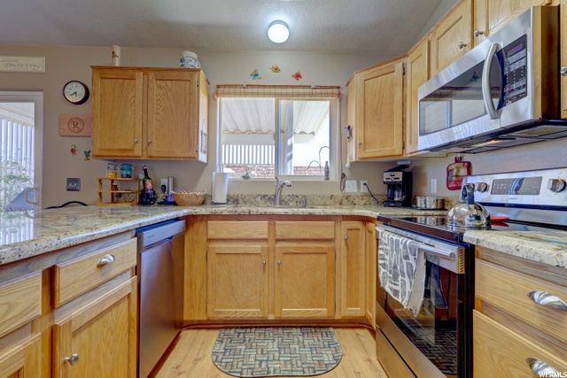 524 E Oasis Dr, Ivins, UT 84738 — photo 10