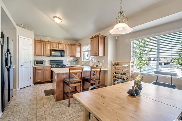 1353 N 2340 W, Clinton, UT 84015 — photo 8