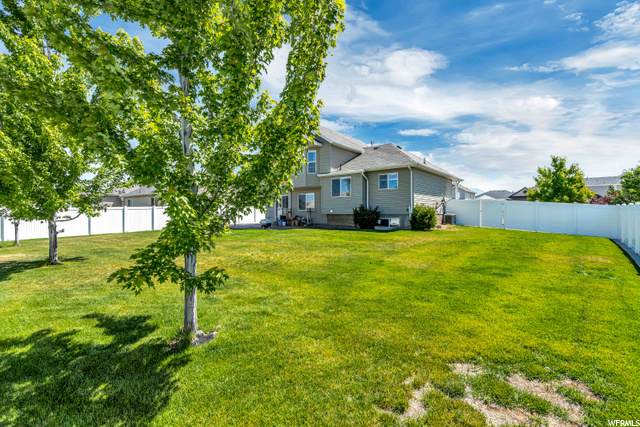 1353 N 2340 W, Clinton, UT 84015 — photo 6