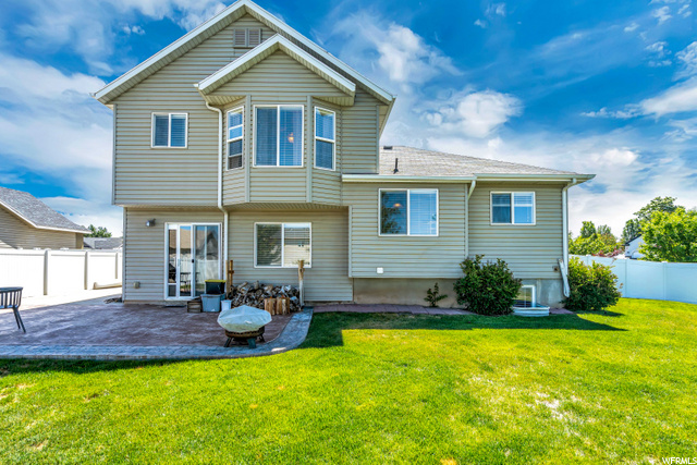 1353 N 2340 W, Clinton, UT 84015 — photo 4