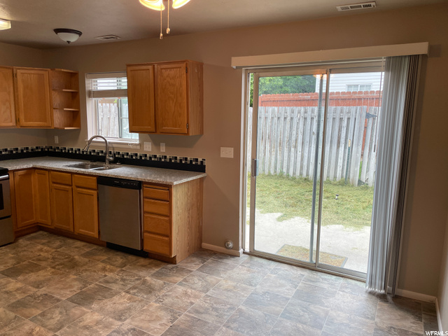 147 W 1190 N, Logan, UT 84341 — photo 3
