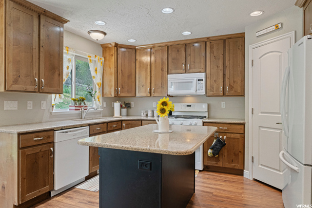 1956 N 6900 E, Croydon, UT 84018 — photo 8