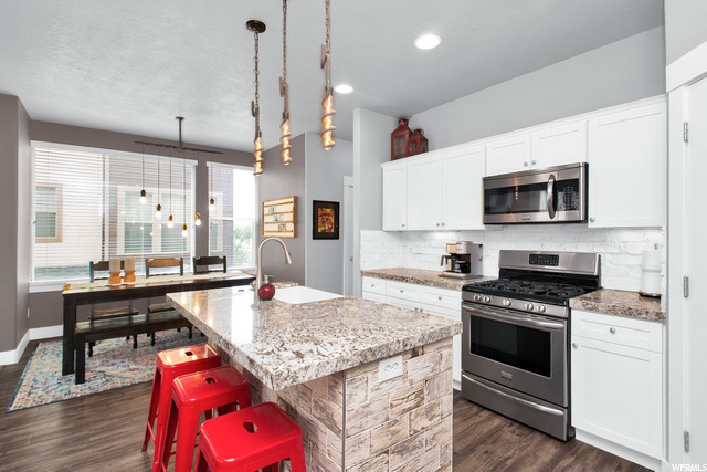 321 E Oak Hollow Dr, Ogden, UT 84401 — photo 6