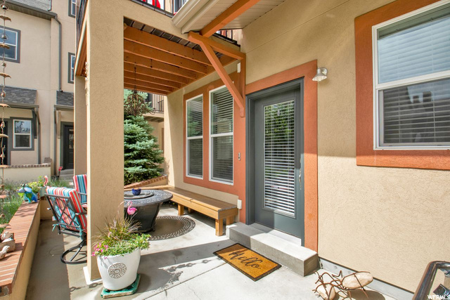 321 E Oak Hollow Dr, Ogden, UT 84401 — photo 4