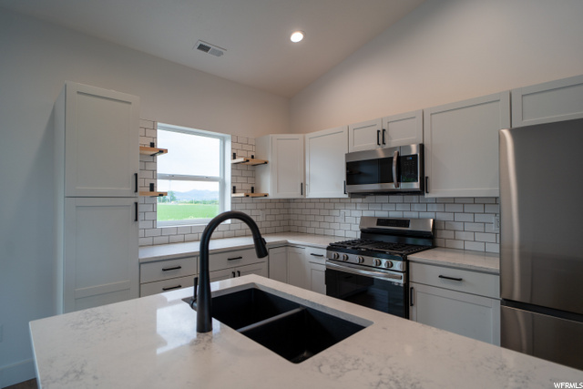 1041 E 200 S, Lewiston, UT 84320 — photo 2