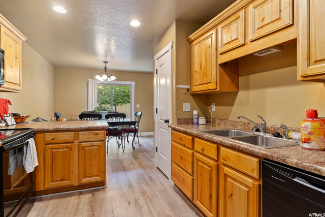 463 E 1525 N, North Ogden, UT 84404 — photo 7